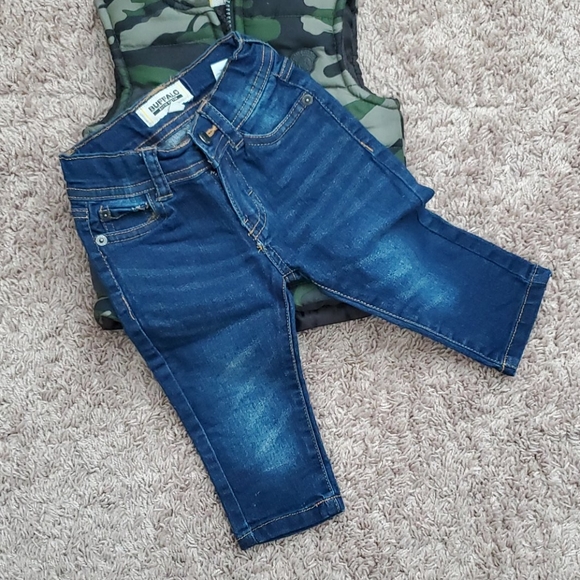 Baby Boy Buffalo David Camo Vest and Jeans - Picture 3 of 7